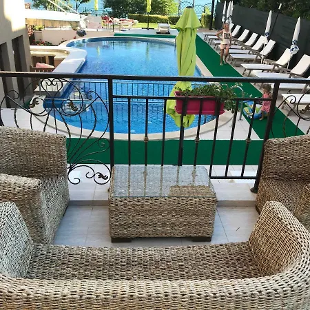 Exclusive In Porto Paradiso